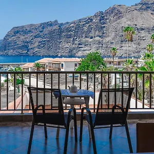 Amazing Atlantic And Breathtaking Mountains Views Apartment Acantilado de los Gigantes